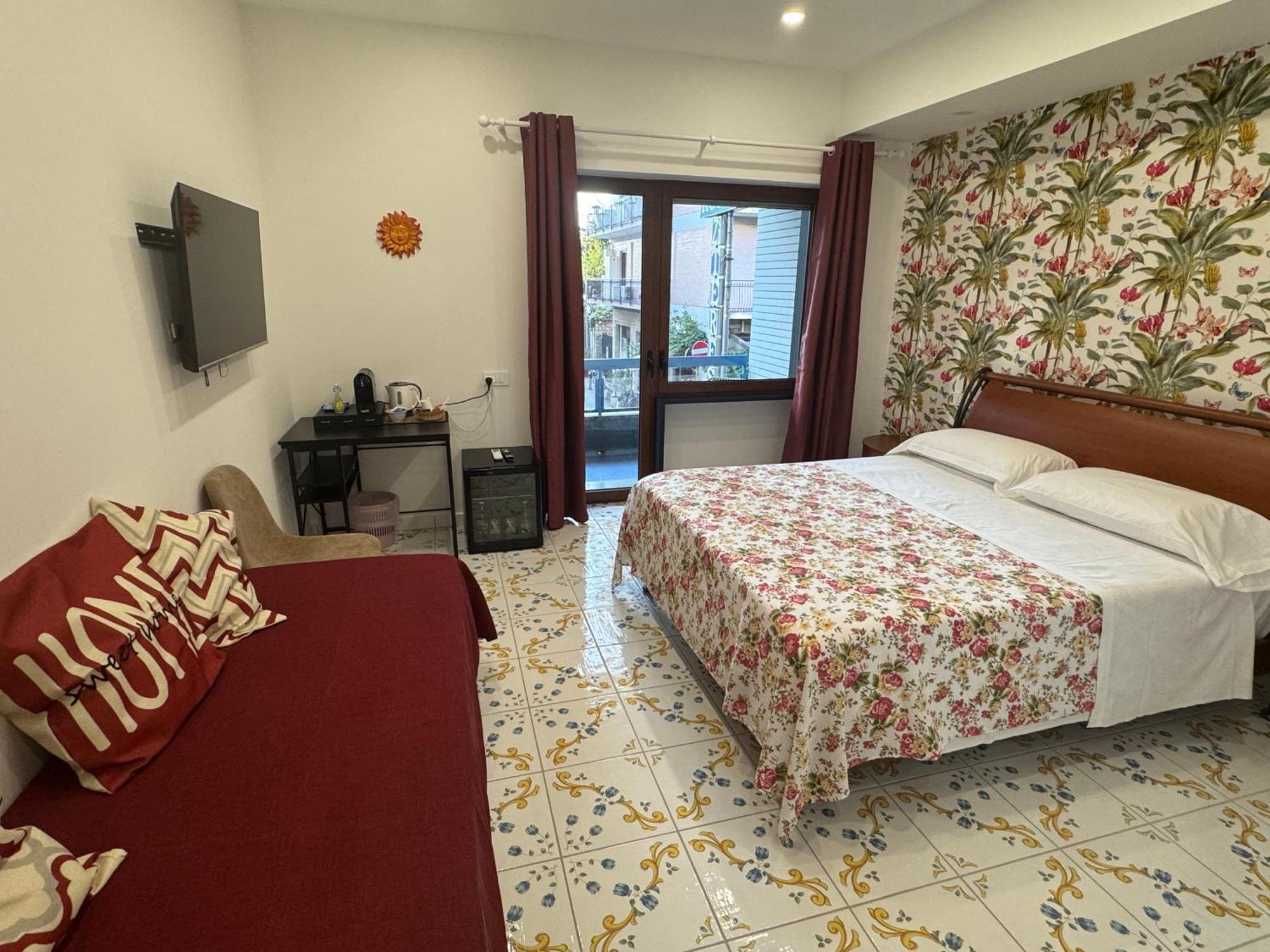 Couette-café Angela House Center *