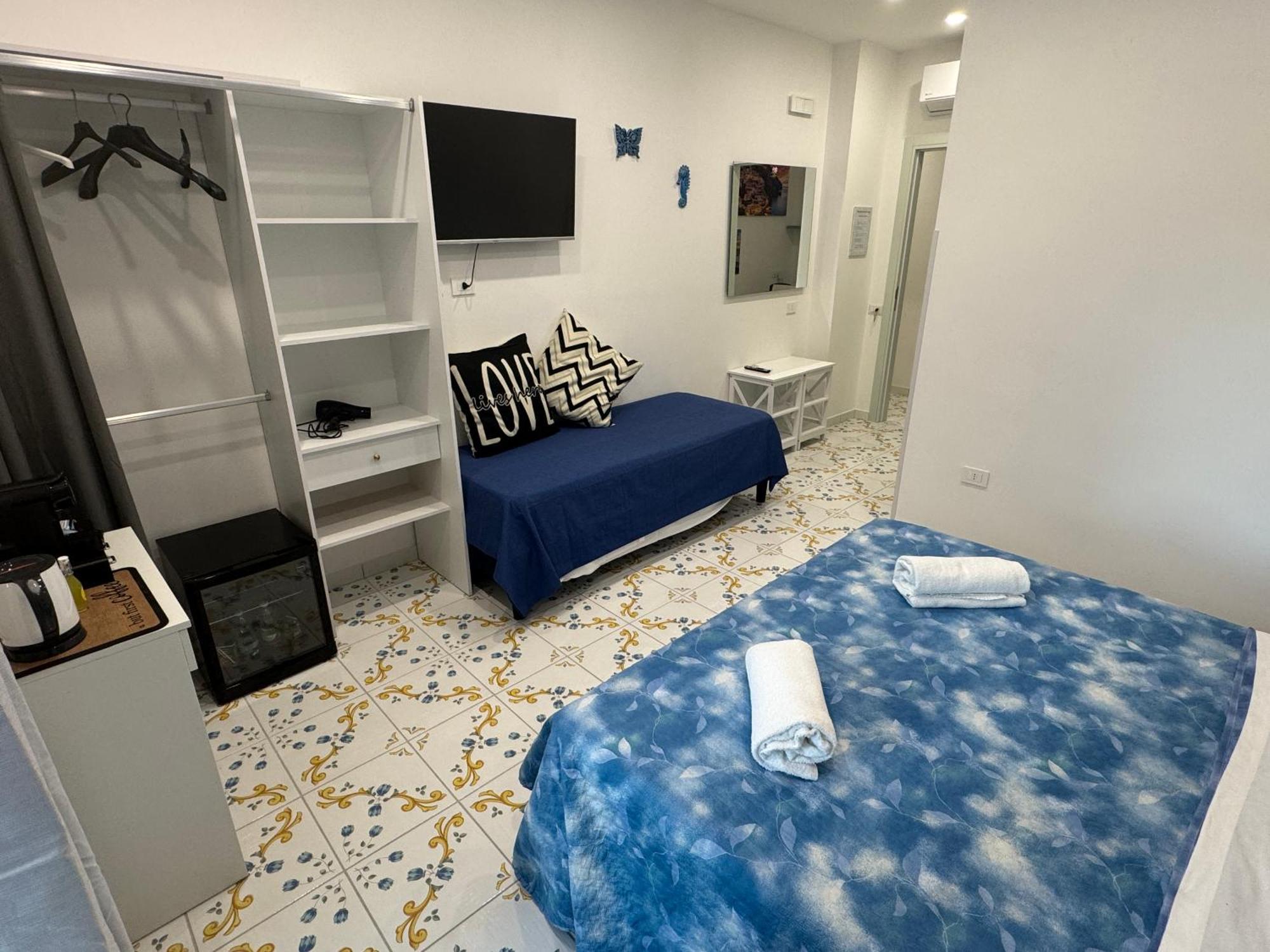 Angela House Center Couette-café Sorrente